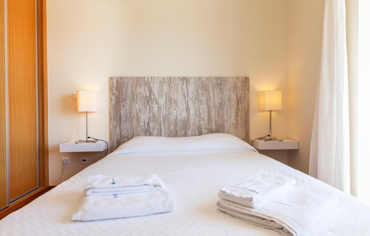 B55 - Sunset Holiday Apartment Luz Buitenkant foto